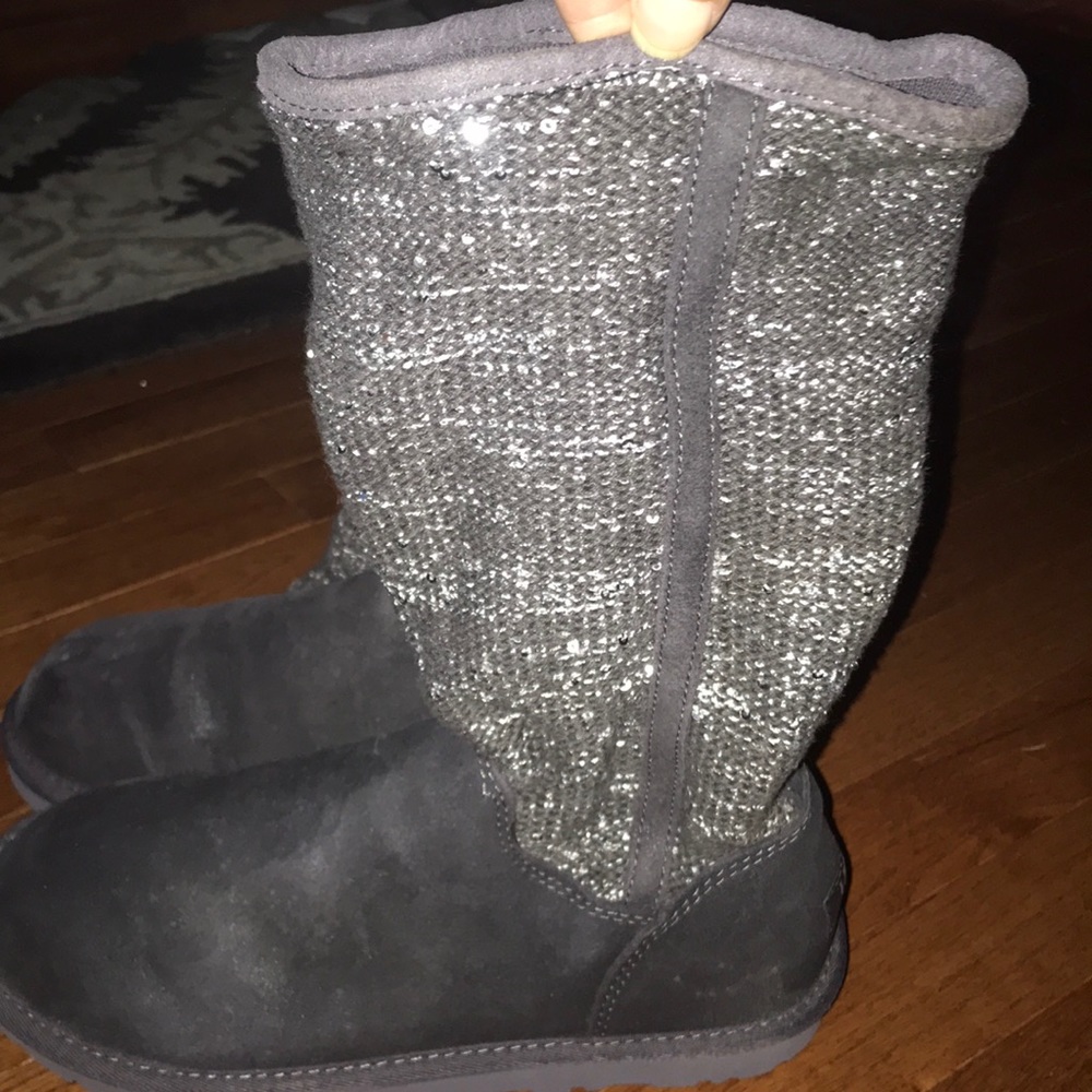 Gray Sparkly Knit Uggs Size 8